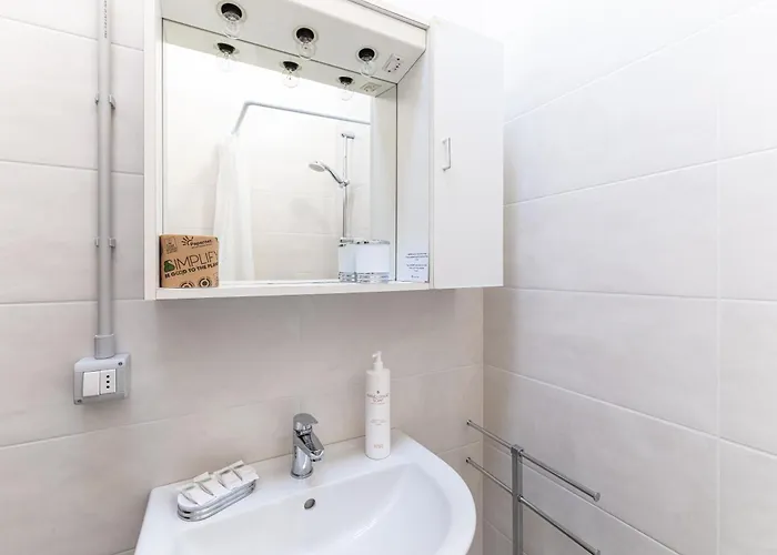 Girandola Σαλέ *